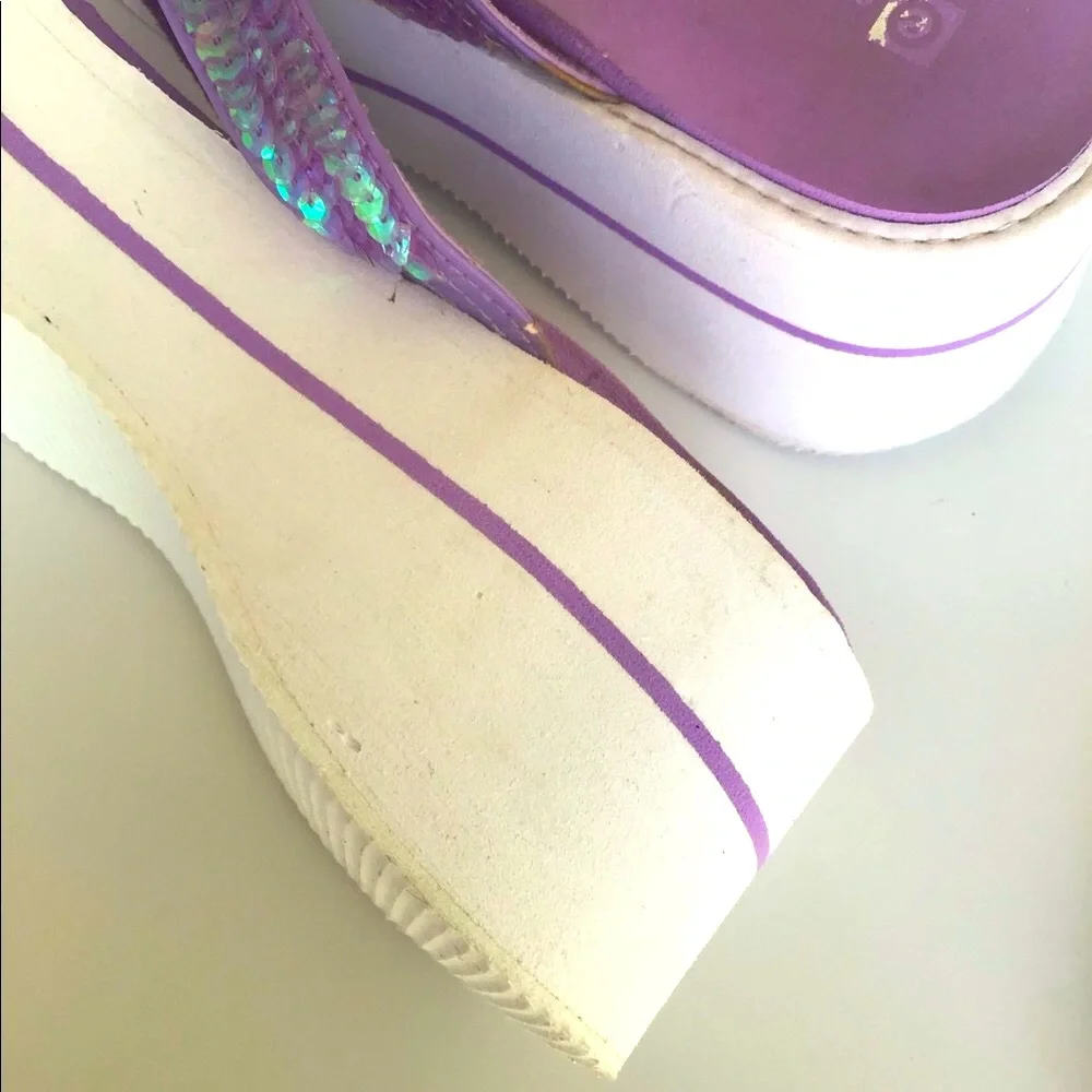 90’s Y2K platform wedge thong sandals